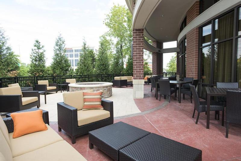 Courtyard By Marriott Cincinnati Midtown/Rookwood Exteriör bild