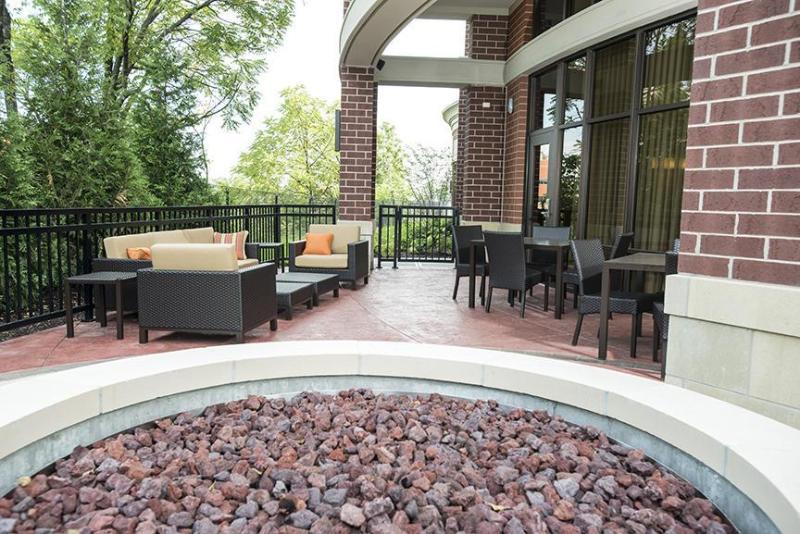 Courtyard By Marriott Cincinnati Midtown/Rookwood Exteriör bild
