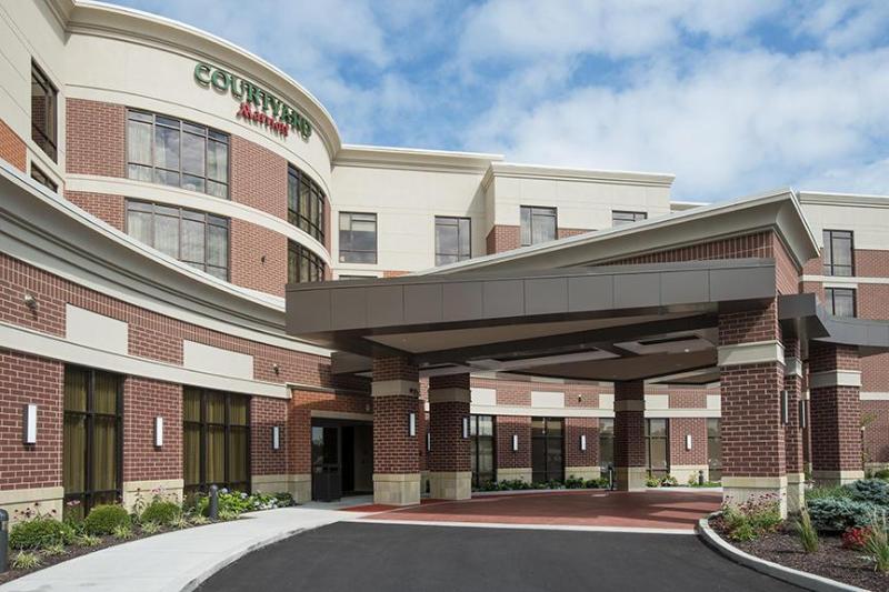Courtyard By Marriott Cincinnati Midtown/Rookwood Exteriör bild