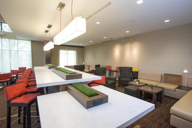 Courtyard By Marriott Cincinnati Midtown/Rookwood Exteriör bild