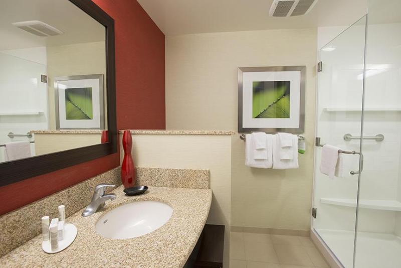 Courtyard By Marriott Cincinnati Midtown/Rookwood Exteriör bild