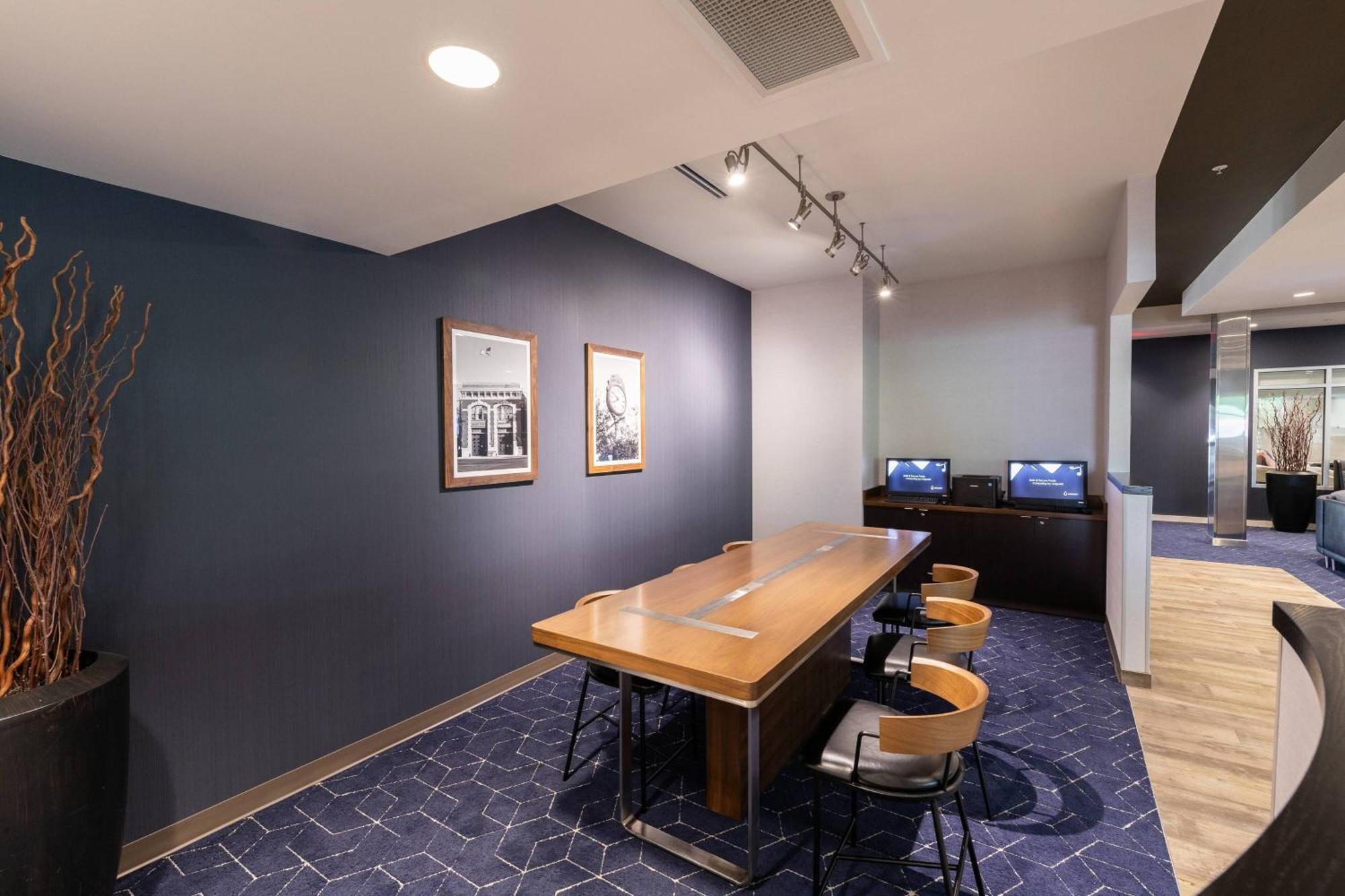 Courtyard By Marriott Cincinnati Midtown/Rookwood Exteriör bild