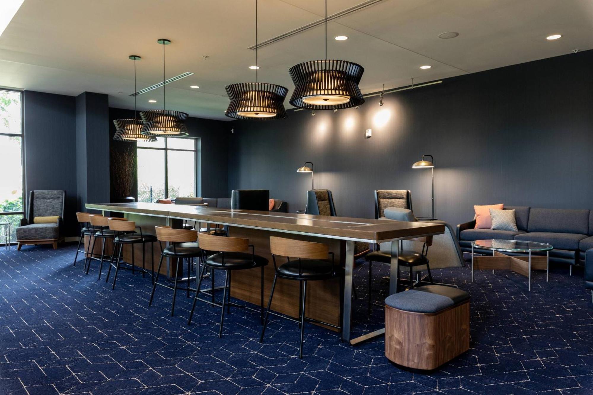 Courtyard By Marriott Cincinnati Midtown/Rookwood Exteriör bild