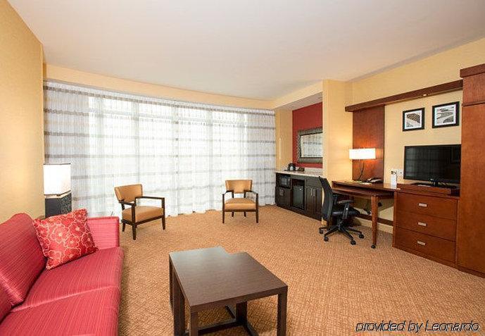 Courtyard By Marriott Cincinnati Midtown/Rookwood Exteriör bild